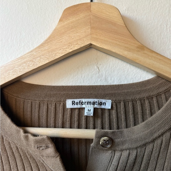 Reformation, Ribbed Tan Cardigan, Medium - Picture 3 of 7